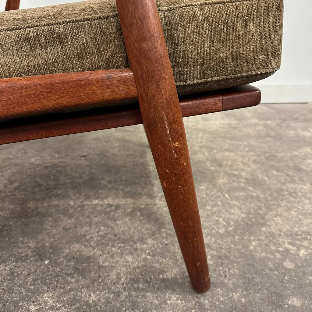 Hans Wegner Ge-270 Lounge Chair by Getama