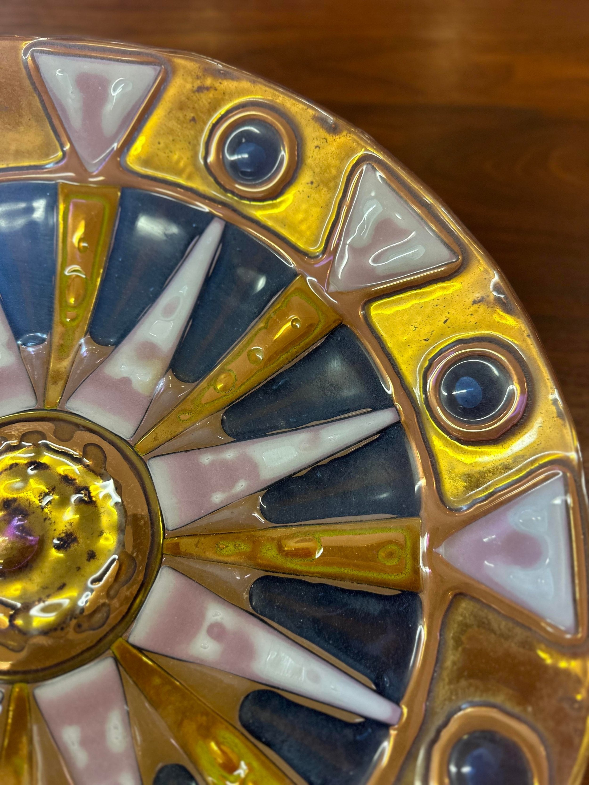 Higgins Glass Charger Plate With Gold