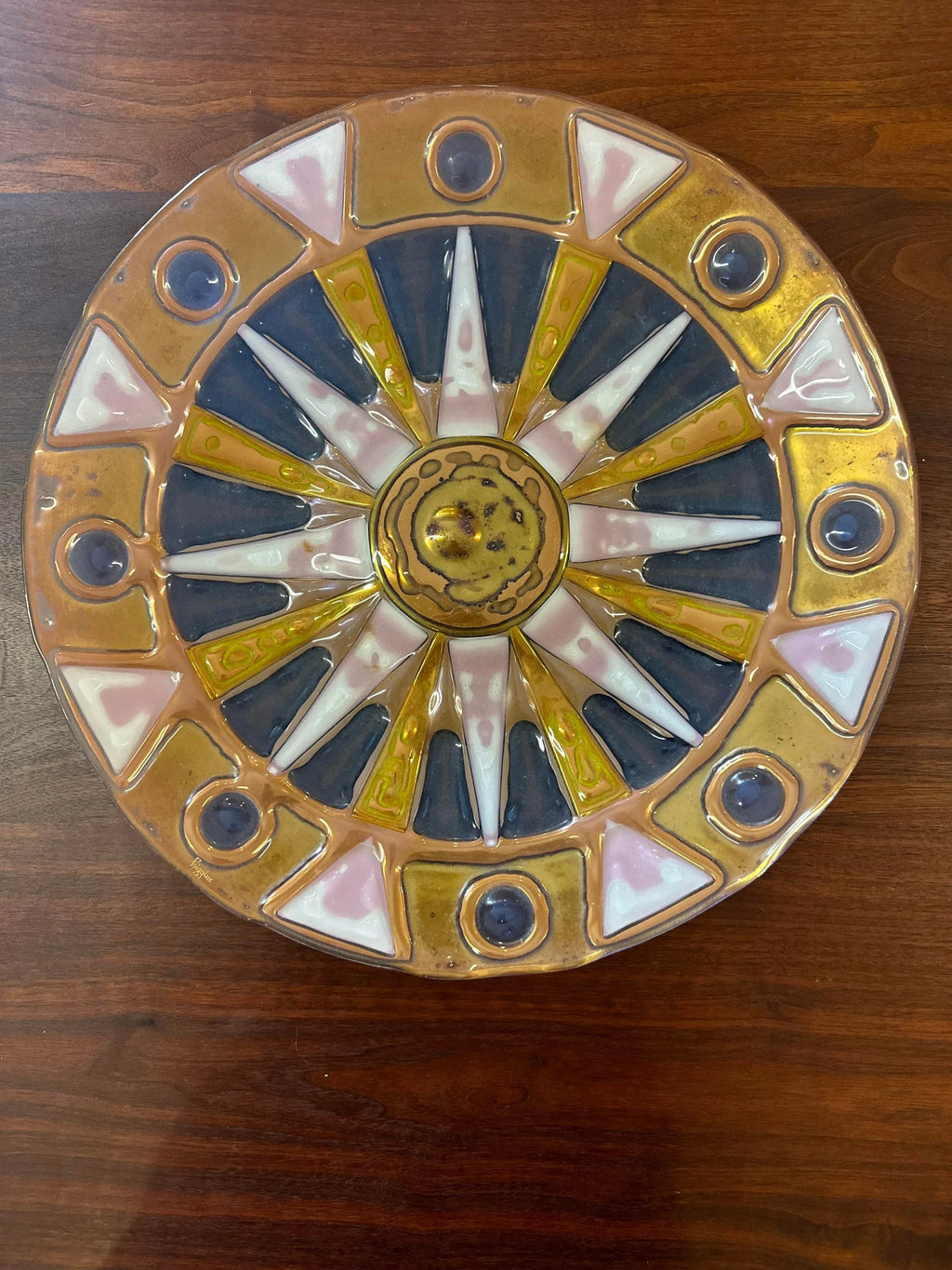 Higgins Glass Charger Plate With Gold