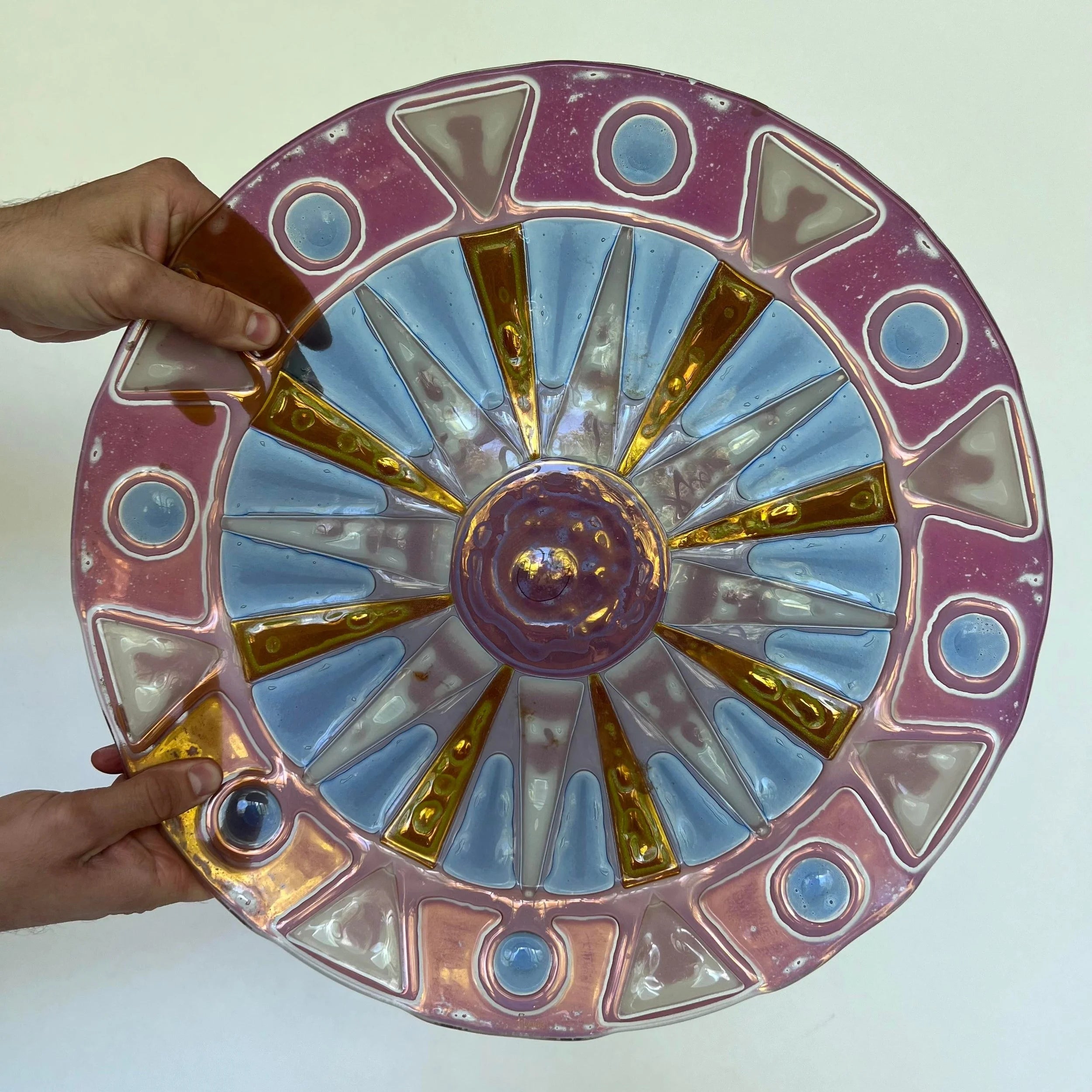 Higgins Glass Charger Plate With Gold