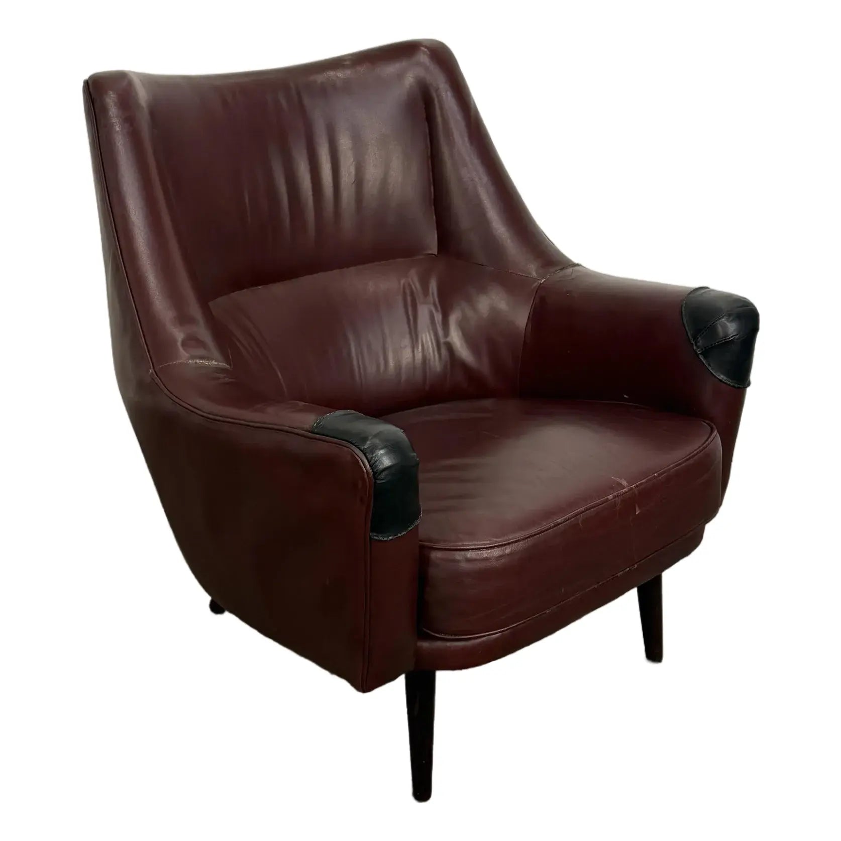 Ib Kofod-Larsen Lounge Chair With Rosewood Legs