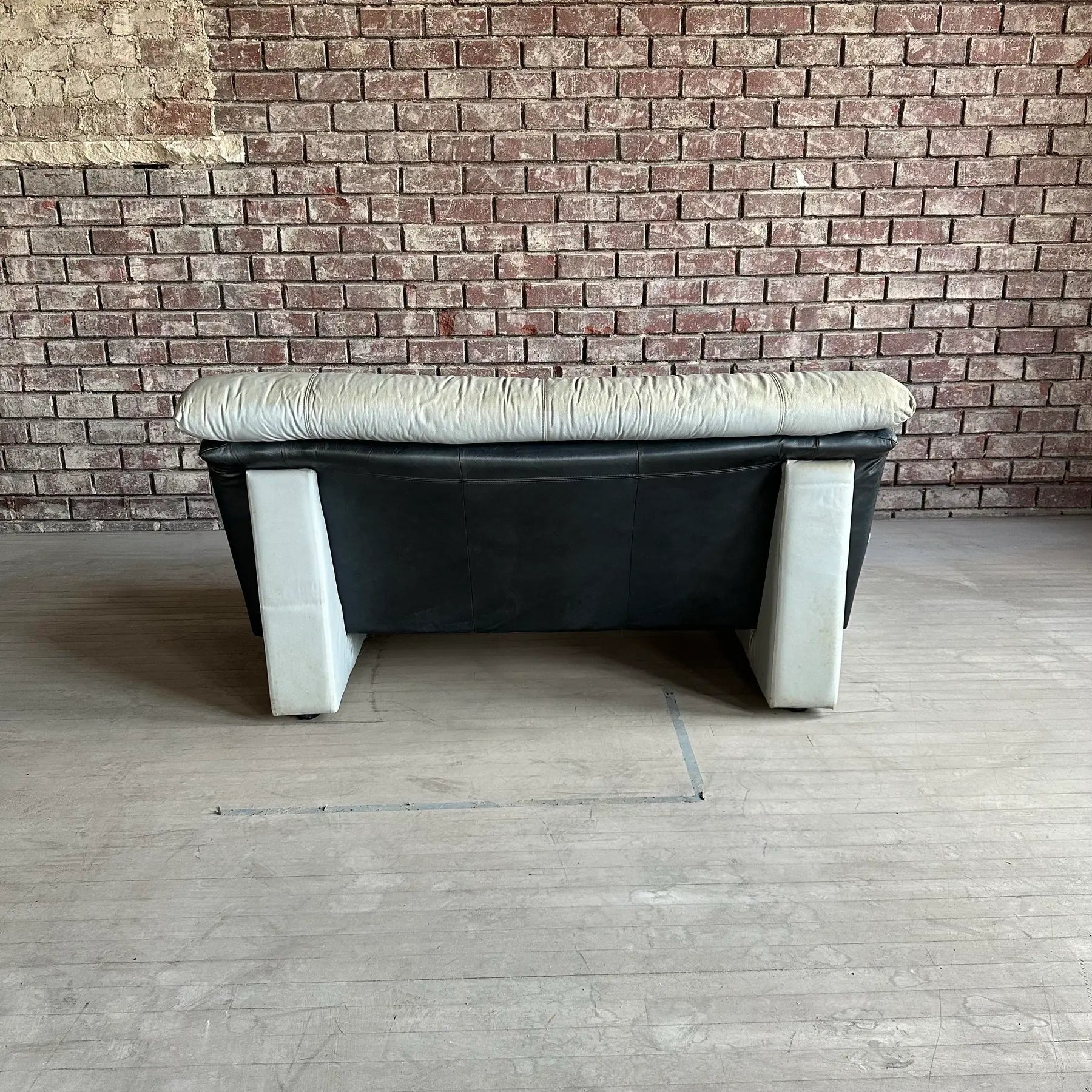 Italian Postmodern Loveseat by Nicolletti Salotti