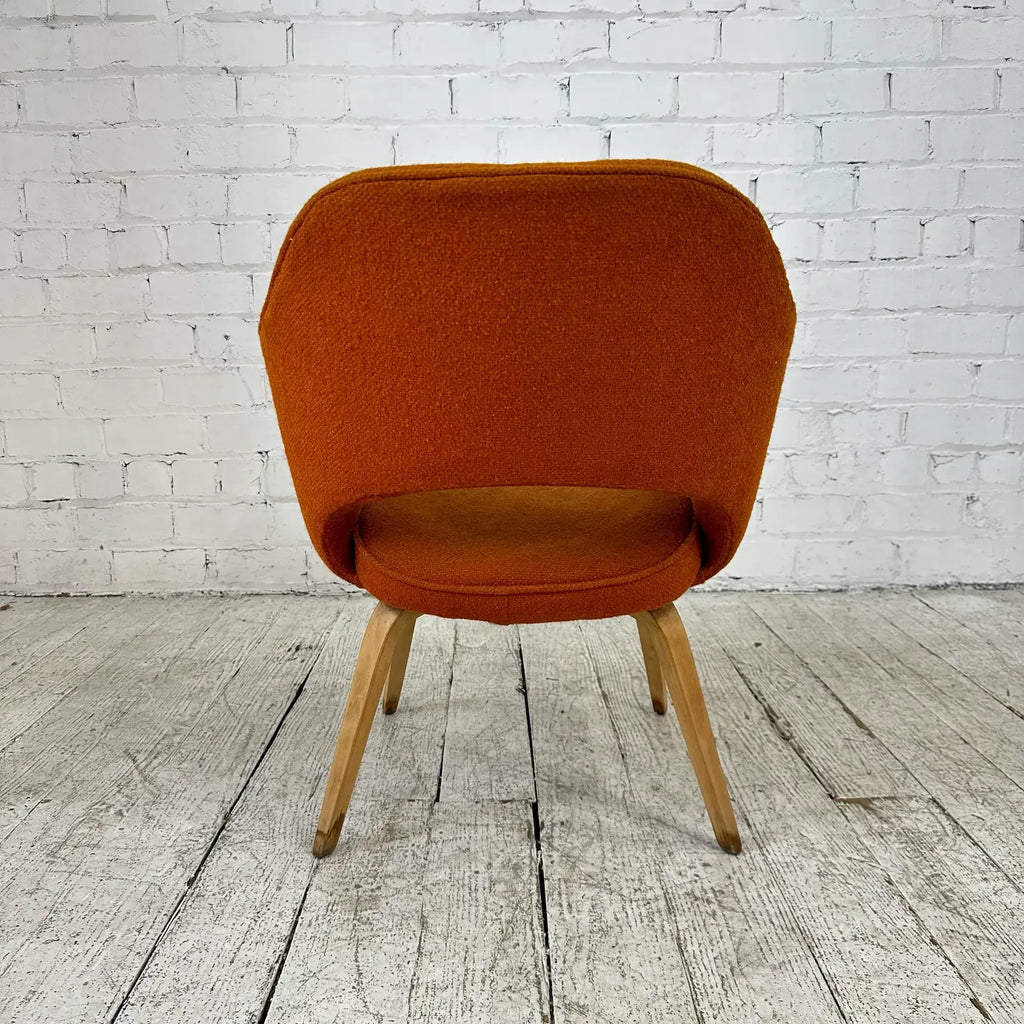 Knoll Saaranin Executive Arm Chair With Bentwood Legs