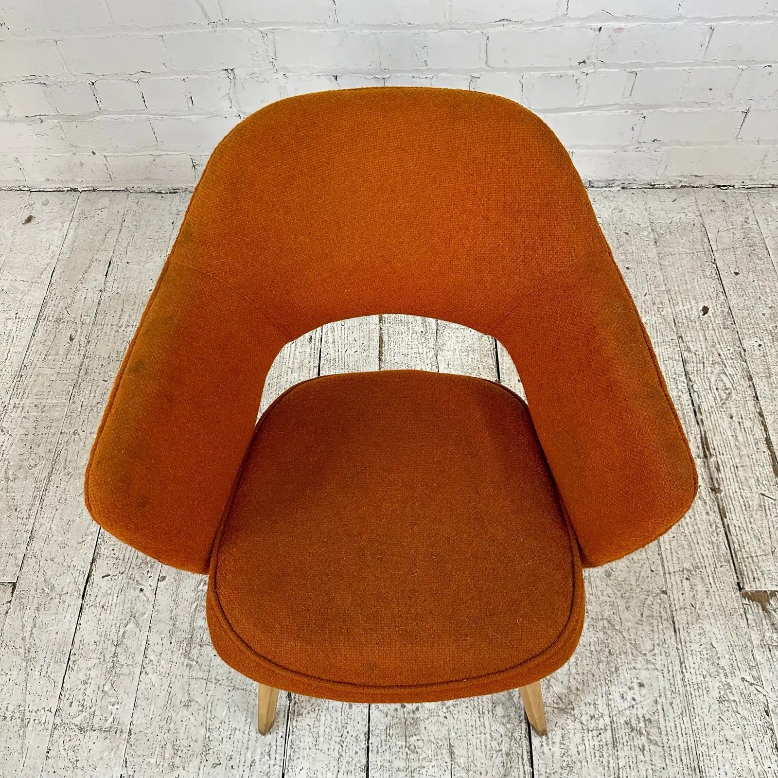 Knoll Saaranin Executive Arm Chair With Bentwood Legs