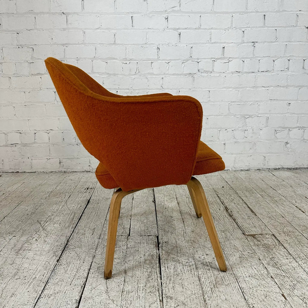 Knoll Saaranin Executive Arm Chair With Bentwood Legs