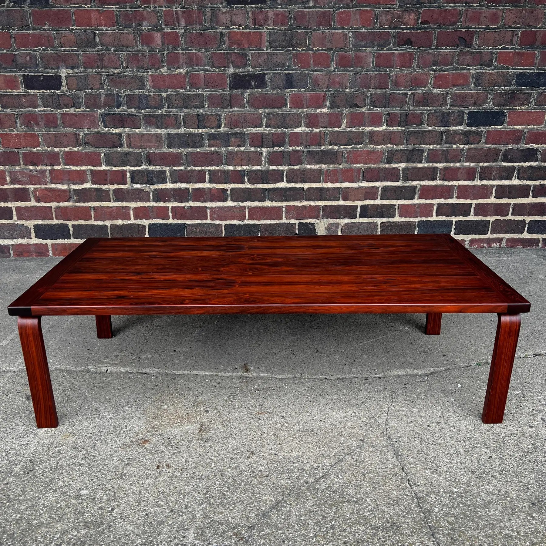 Large Mid-Century Modern Rosewood Coffee Table by Westnofa Bentwood Legs