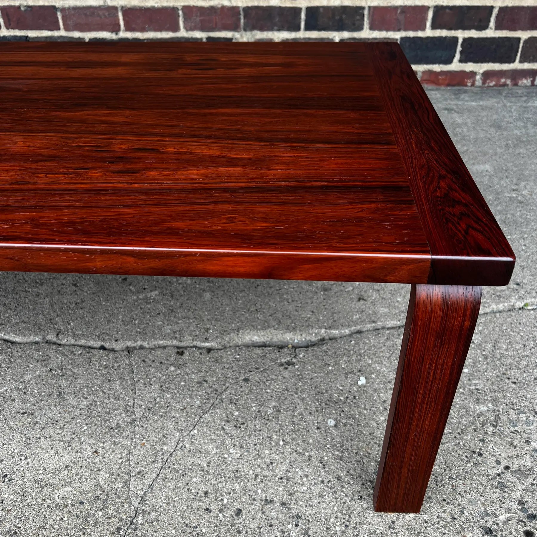Large Mid-Century Modern Rosewood Coffee Table by Westnofa Bentwood Legs