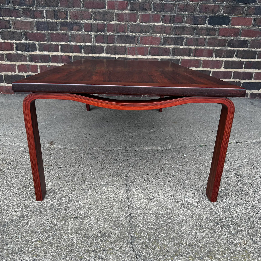 Large Mid-Century Modern Rosewood Coffee Table by Westnofa Bentwood Legs
