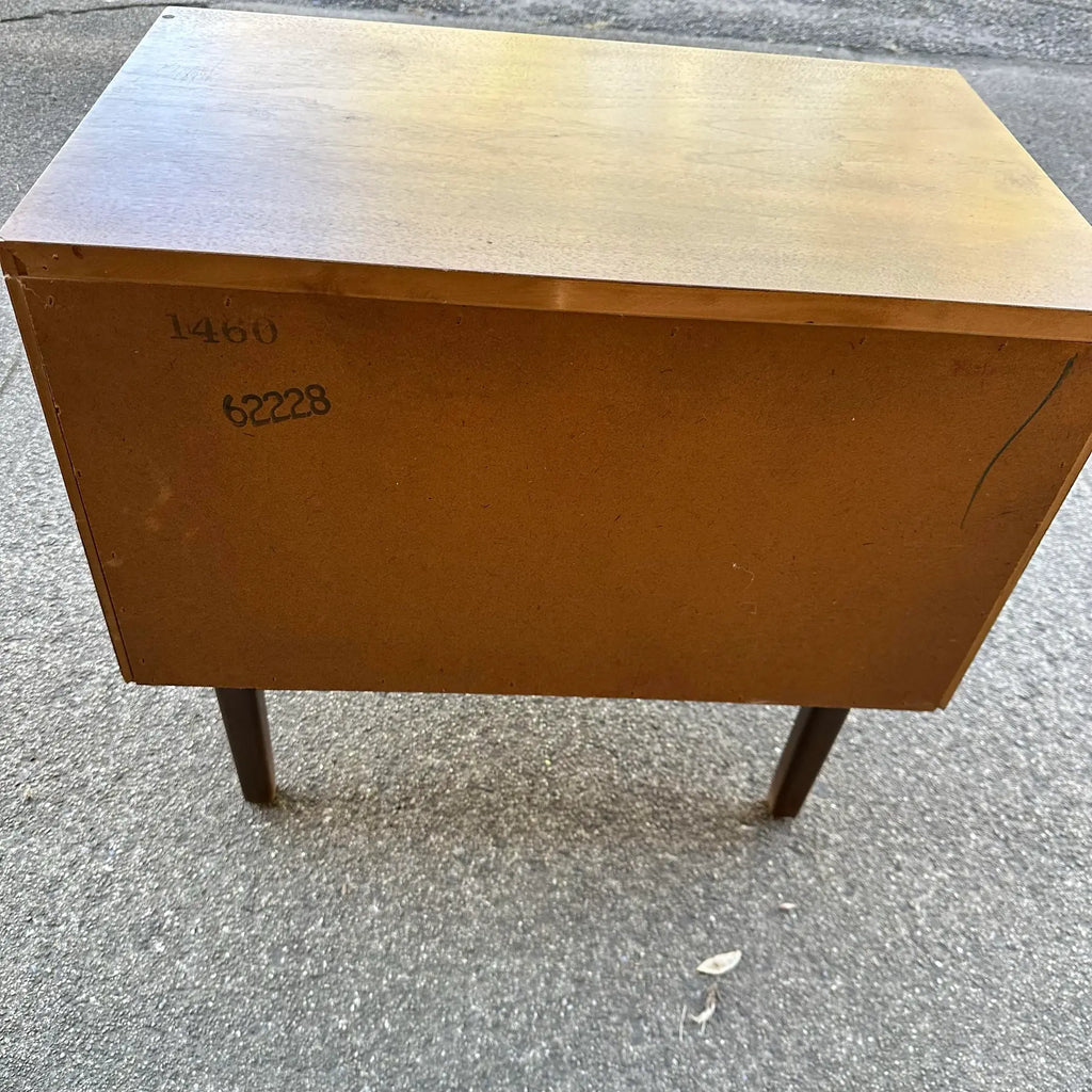 Mid 20th Century Royal American by Stanley for Distinctive Furniture Walnut Rosewood Nightstand