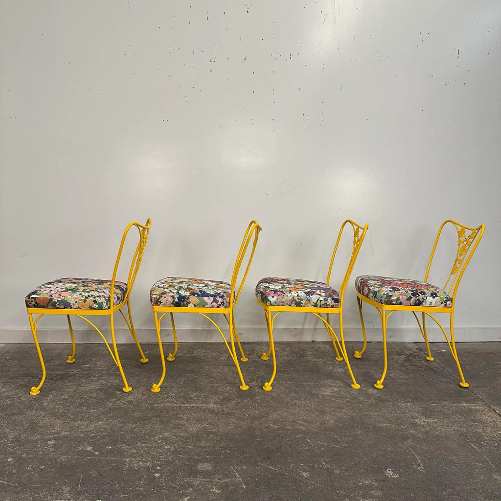 Mid 20th Century Russell Woodard Attributed Daisy Pattern Patio Dining Chairs Recovered in Hollyhocks Outdoor Fabric - Set of 4