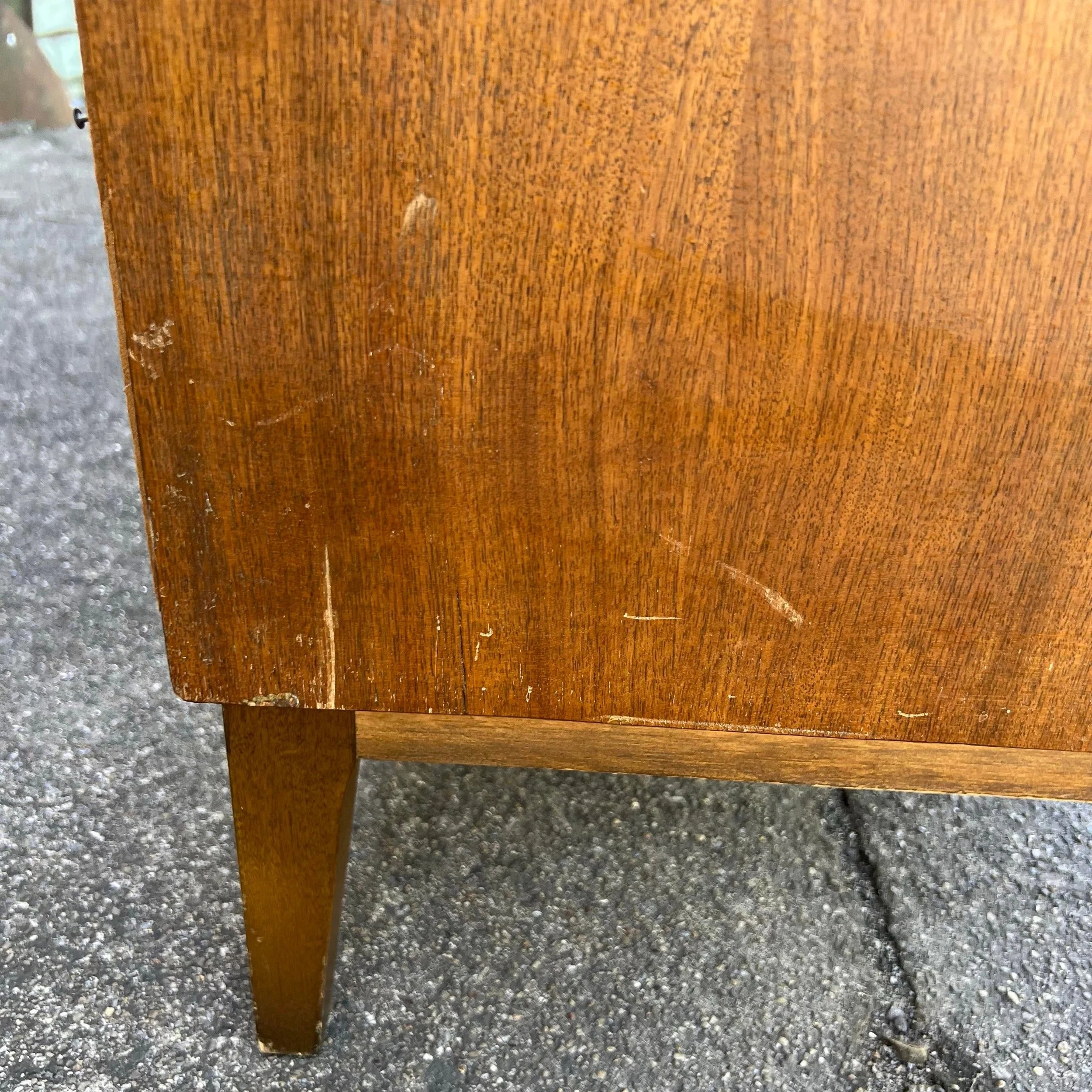 Mid Century Modern 9 Drawer Low Dresser With Brass Pulls
