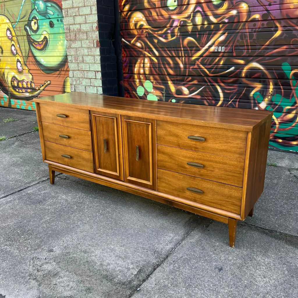 Mid Century Modern 9 Drawer Low Dresser With Brass Pulls