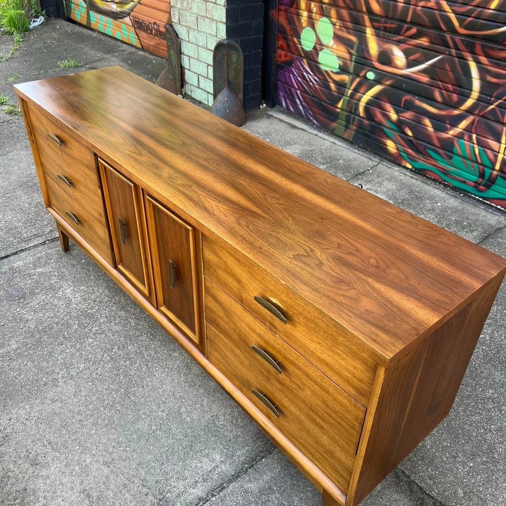 Mid Century Modern 9 Drawer Low Dresser With Brass Pulls
