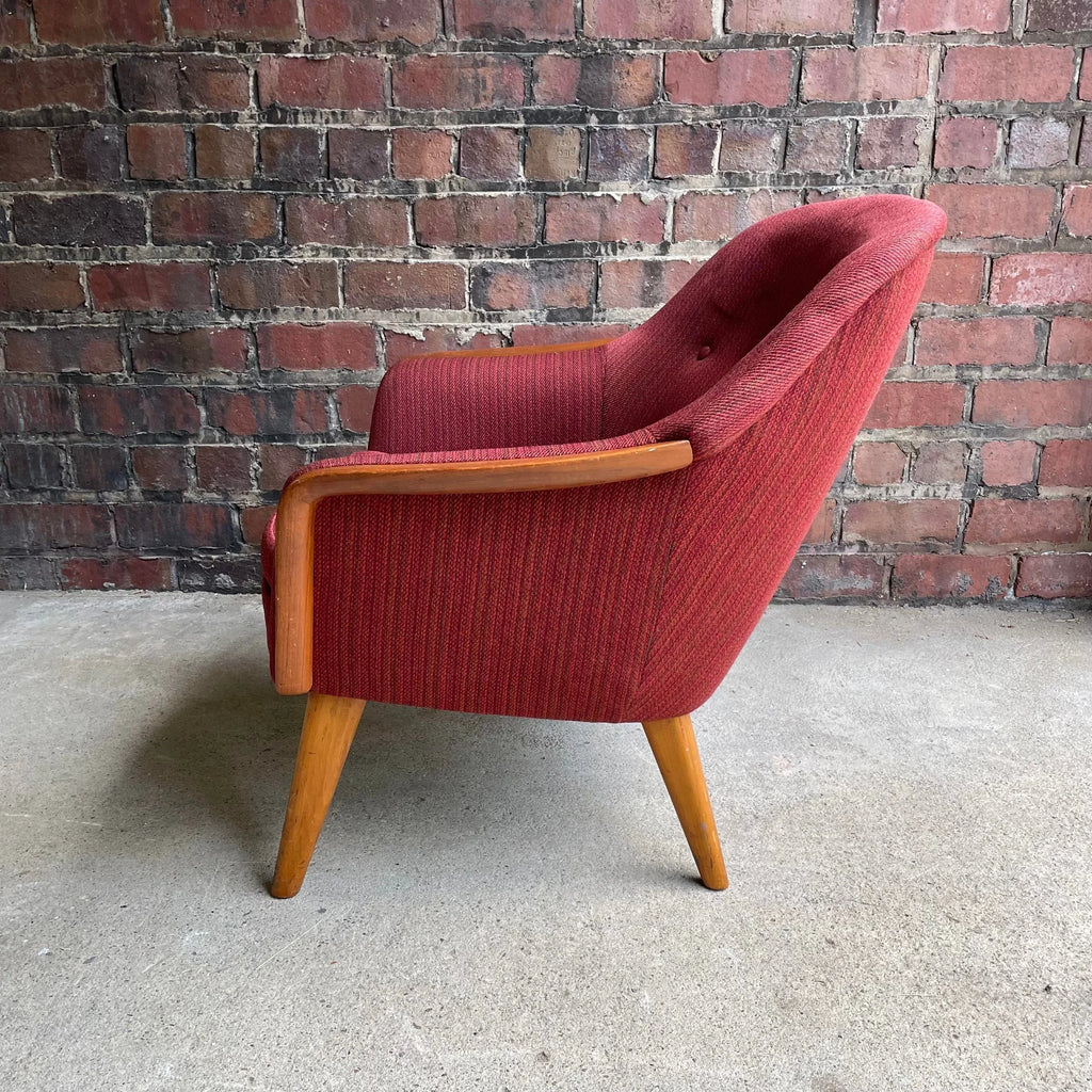 Danish Modern Arm Chair Beach Legs and Teak Arms