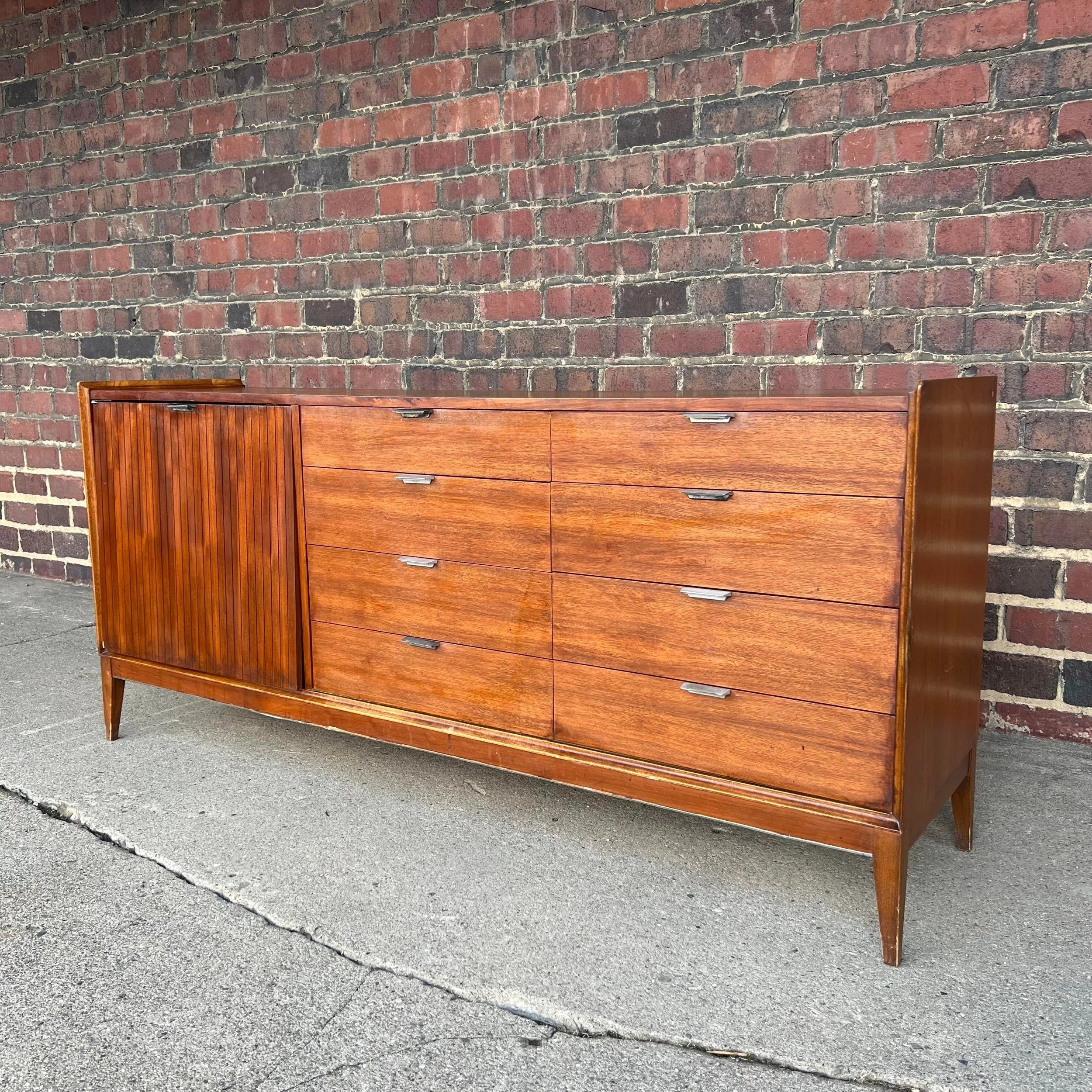 Mid Century Modern Arthur Umanoff Credenza for Cavalier