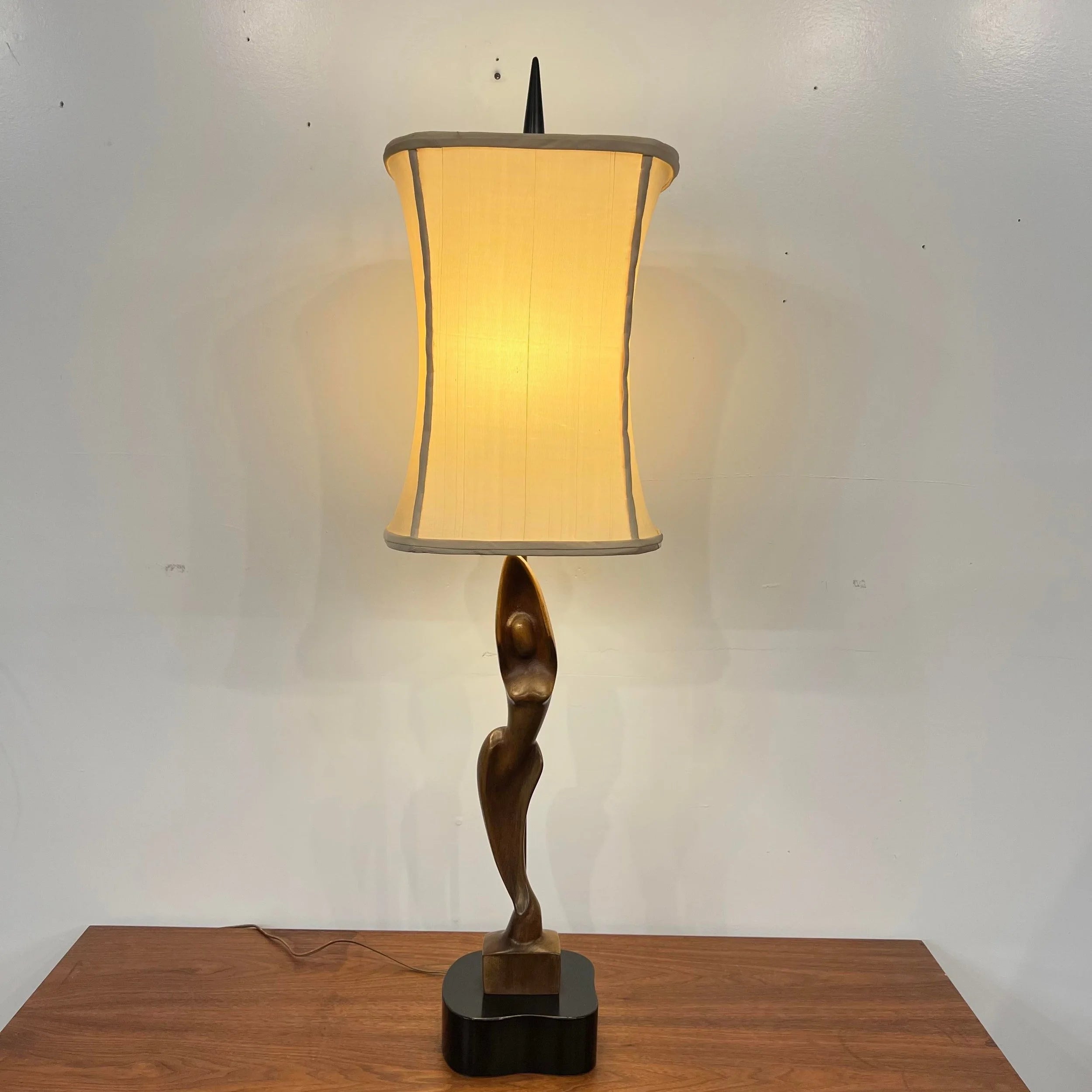 Heifetz Sculptural Wooden Table Lamp