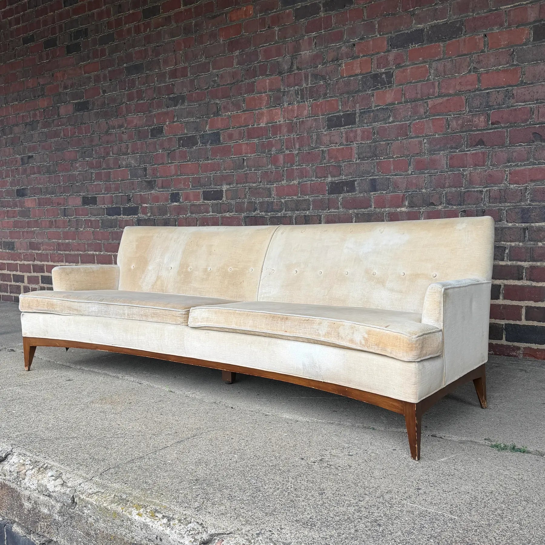 Mid-Century Modern Curved Back Sofa Quality Possibly Tomlinson or Rway