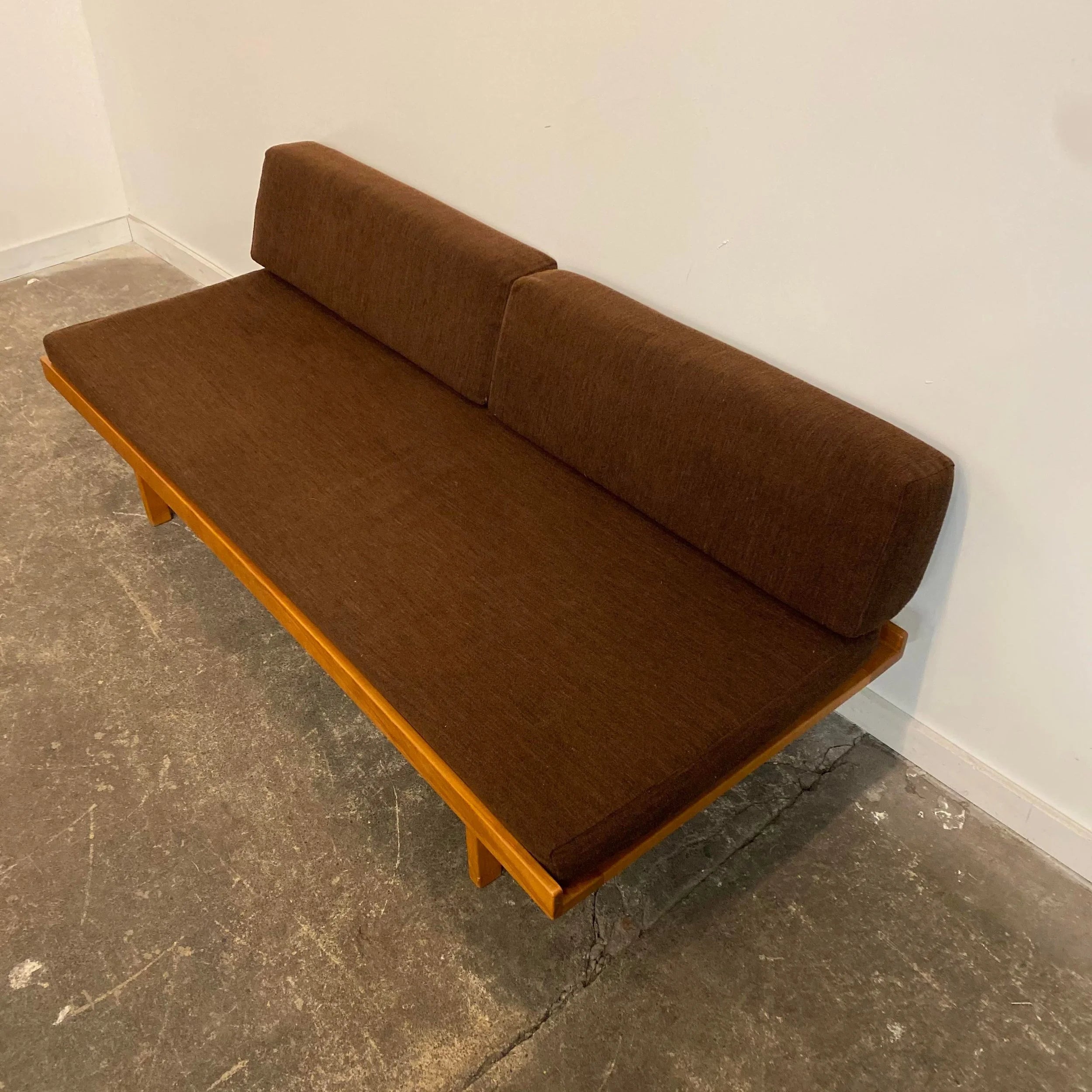 Arden Riddle Daybed