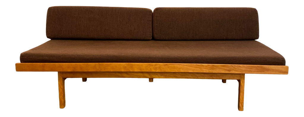 Arden Riddle Daybed