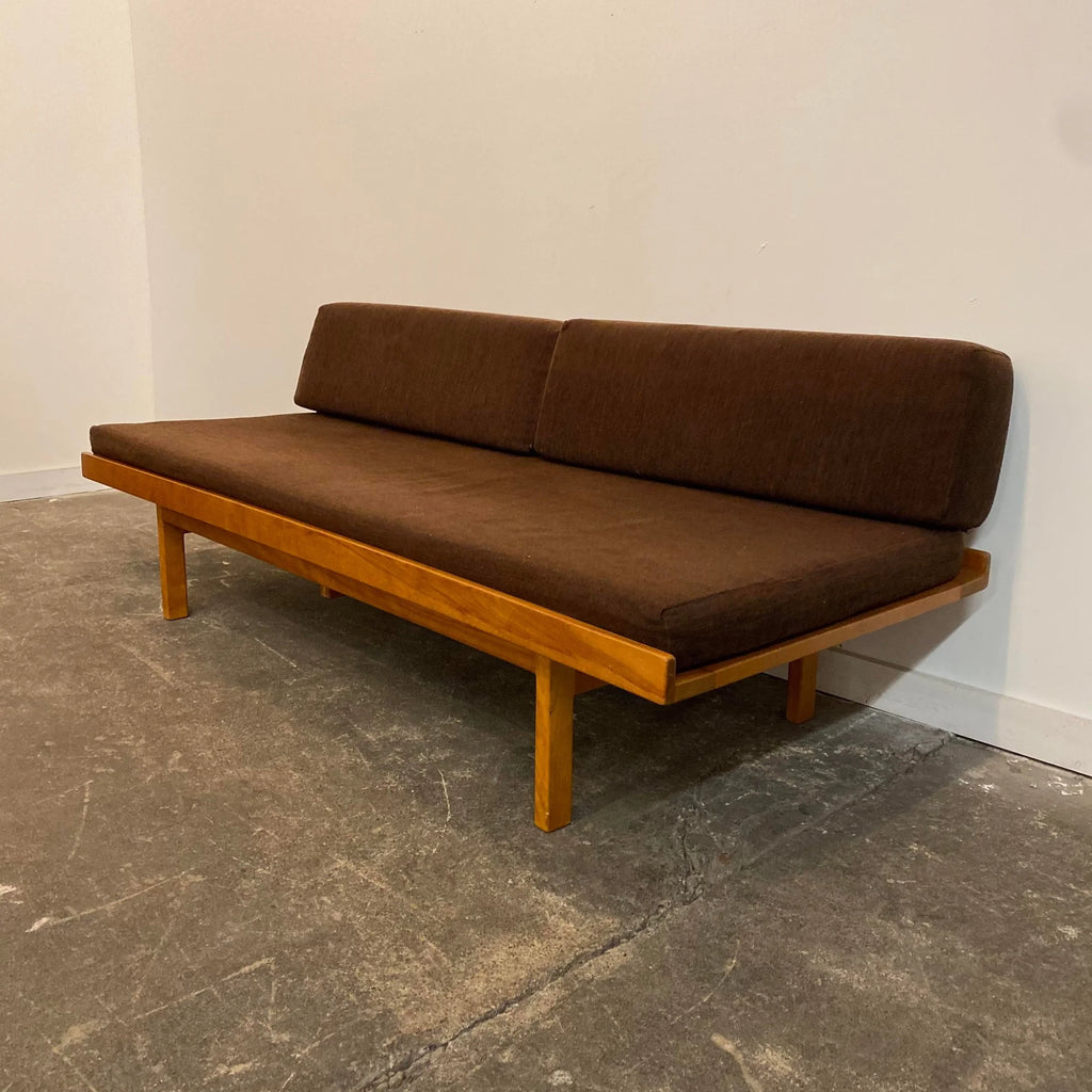 Arden Riddle Daybed