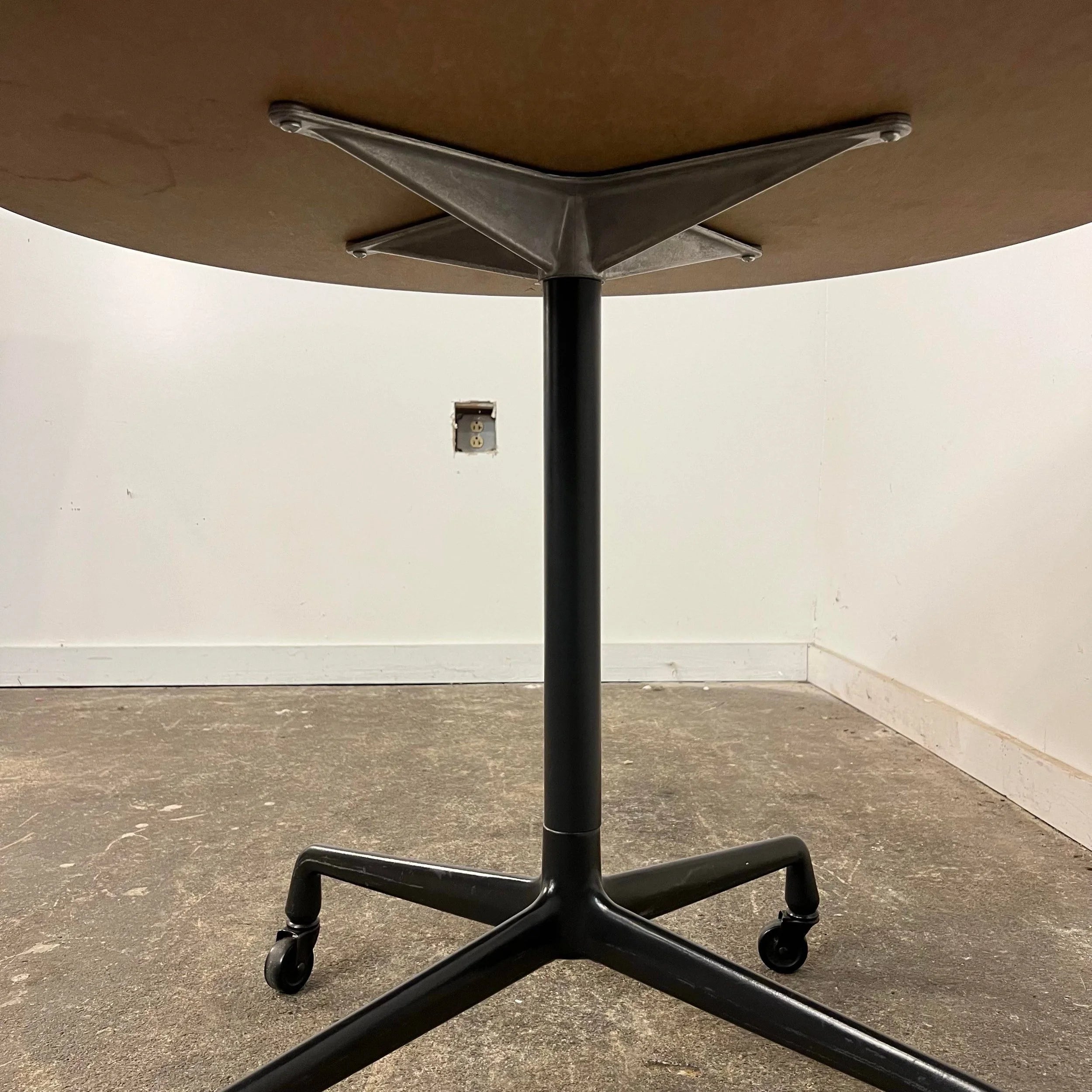Mid-Century Modern Herman Miller Eames Aluminum Group Cafe Table
