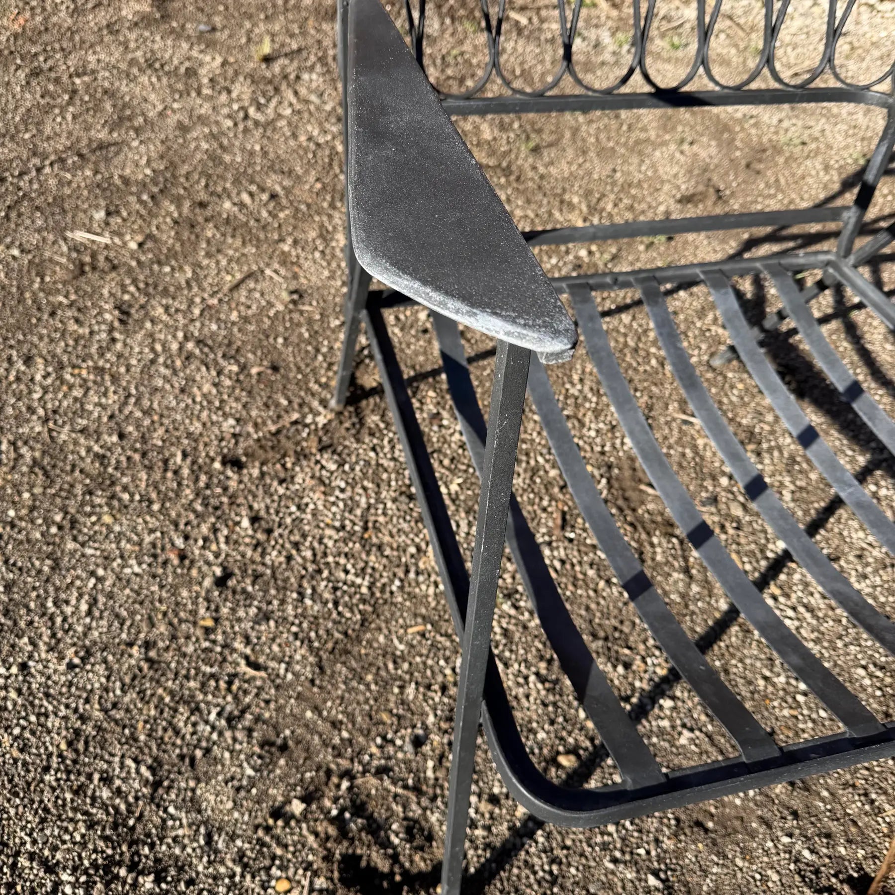 Mid-Century Modern Iron "Ribbon" Arm Chair Designed by Maurizio Tempestini for John Salterini, Attributed