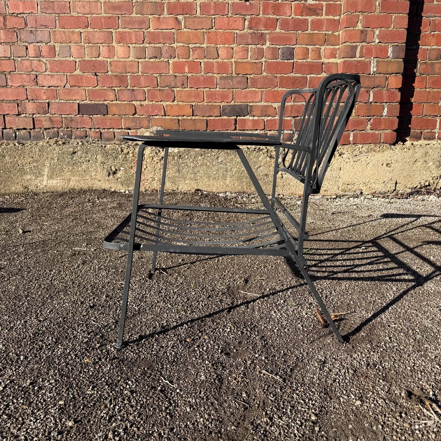 Mid-Century Modern Iron "Ribbon" Arm Chair Designed by Maurizio Tempestini for John Salterini, Attributed