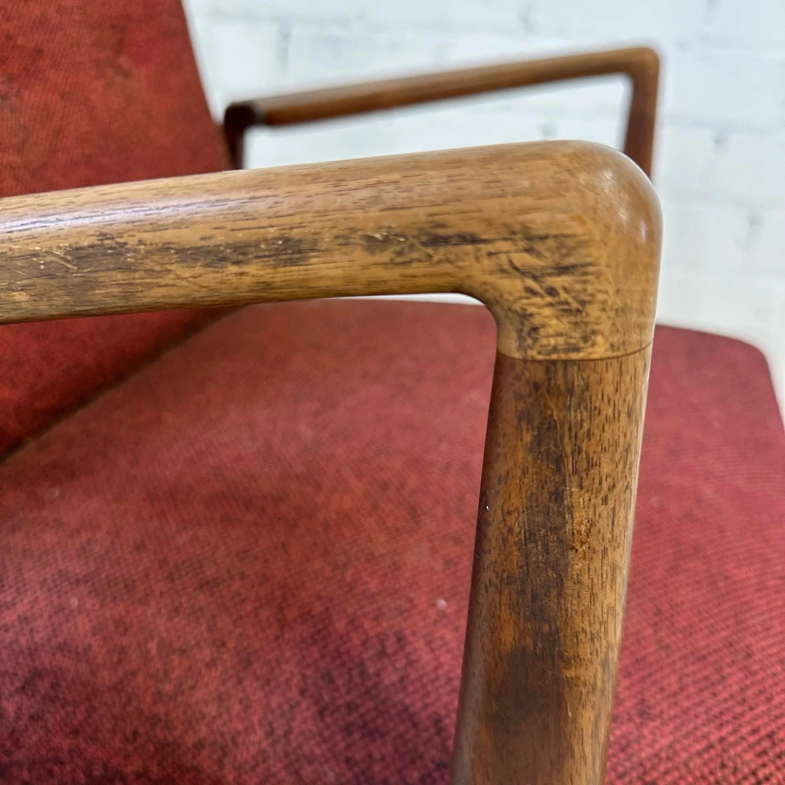 Mid-Century Modern Jen Risom Lounge Armchair