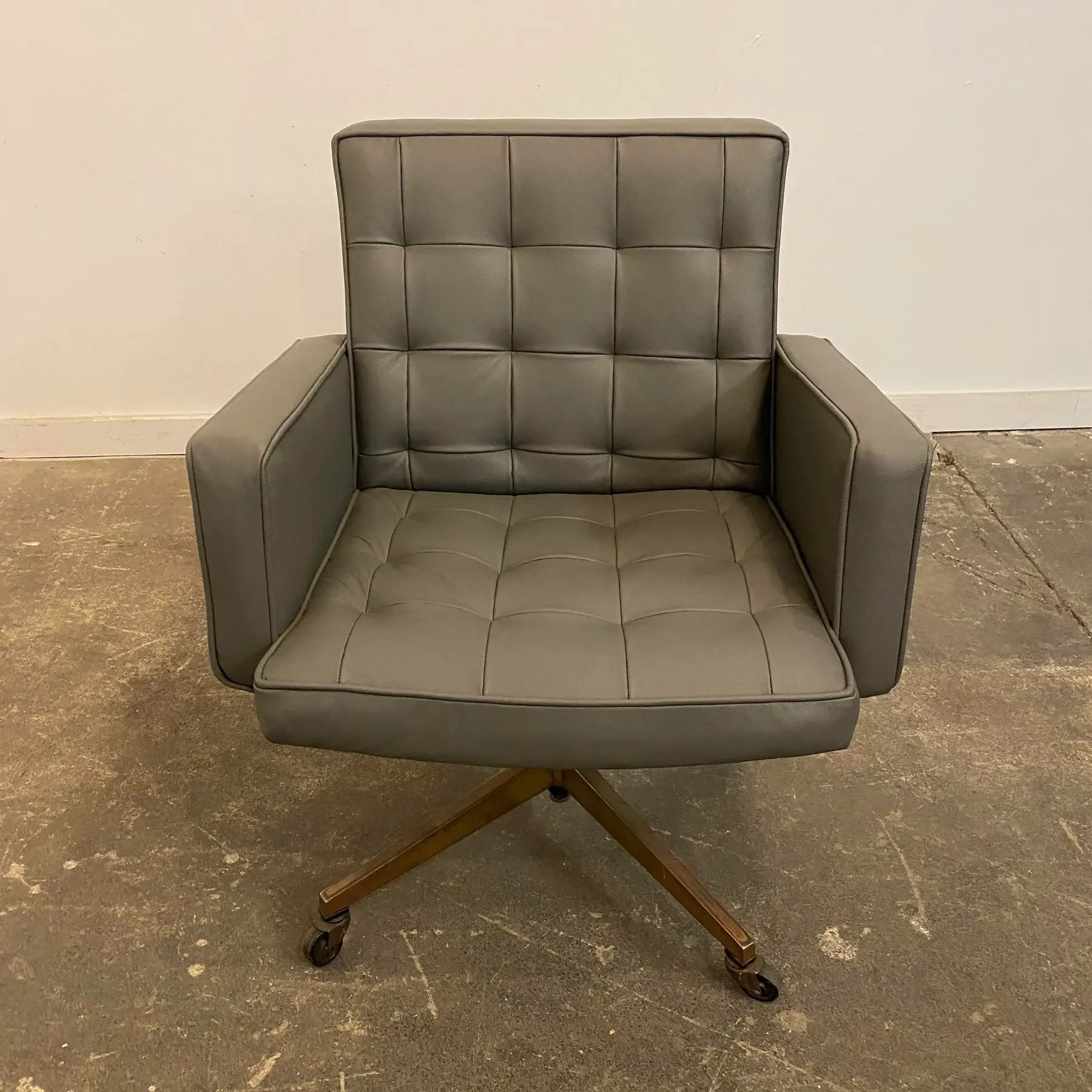 Mid Century Modern Knoll Reupholstered Grey Leather Desk Chair