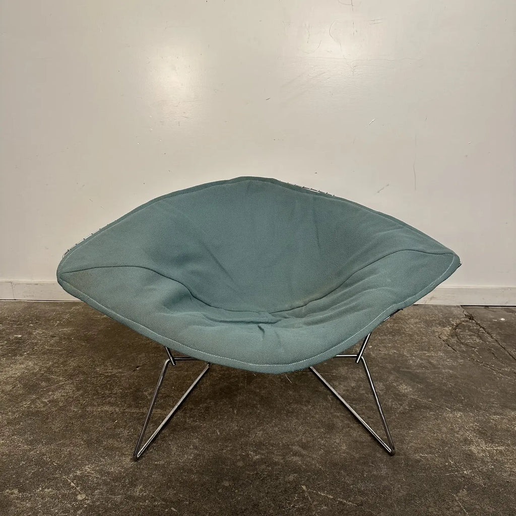 Mid Century Modern Wide Large Diamond Bertoia Chair