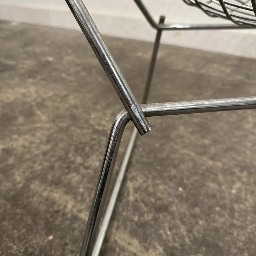 Mid Century Modern Wide Large Diamond Bertoia Chair