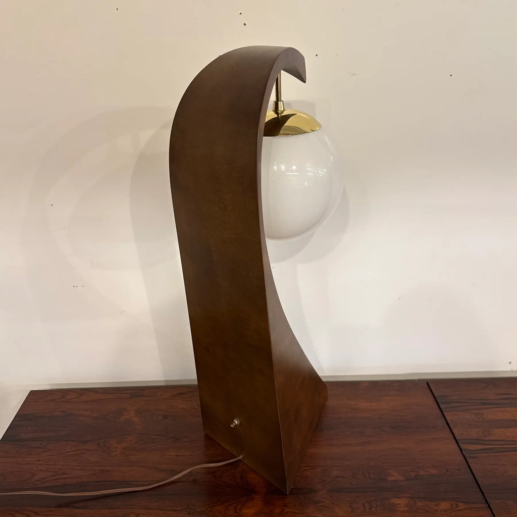 Mid Century Modern Modeline Wave Table Lamp in Walnut and Brass