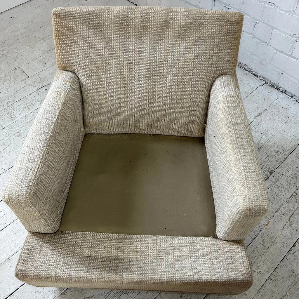 Selig Lounge Chair