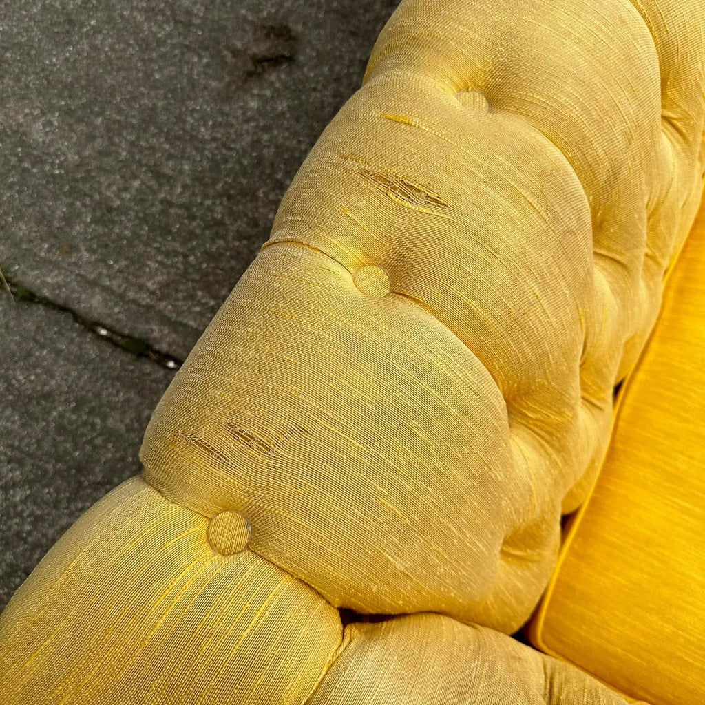 Mid Century Modern Tufted Party Case Sofa