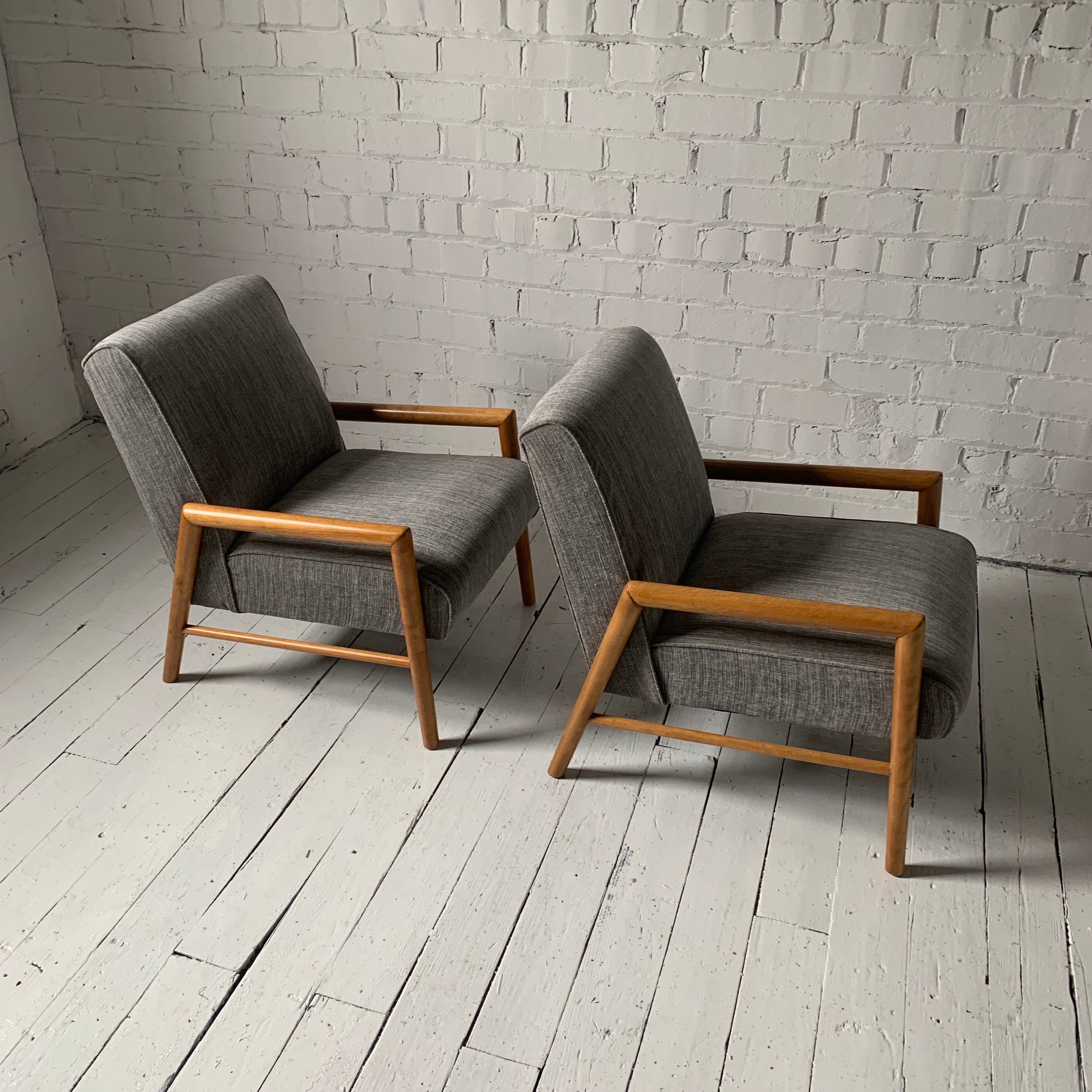 Pair of Leslie Diamond for Conant Ball Lounge Chairs