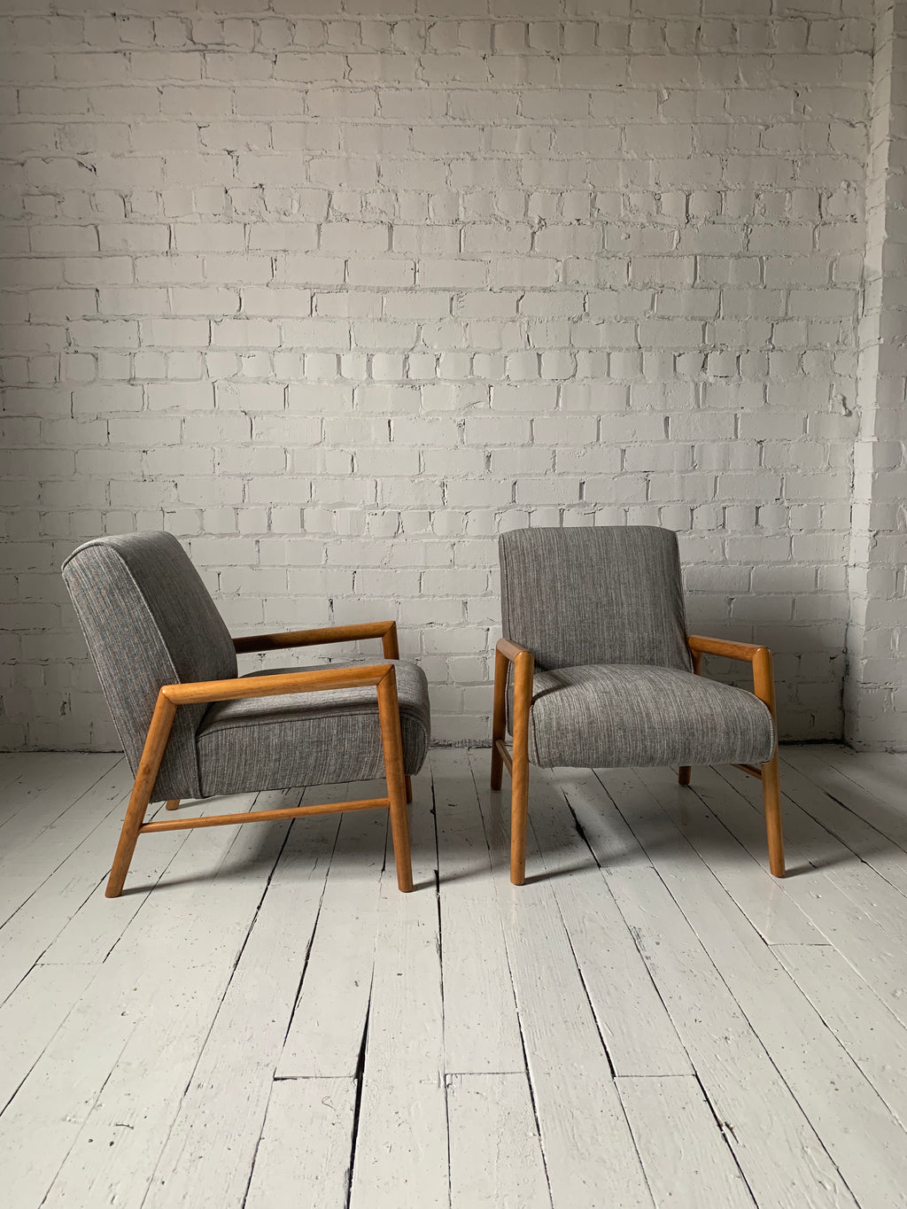 Pair of Leslie Diamond for Conant Ball Lounge Chairs