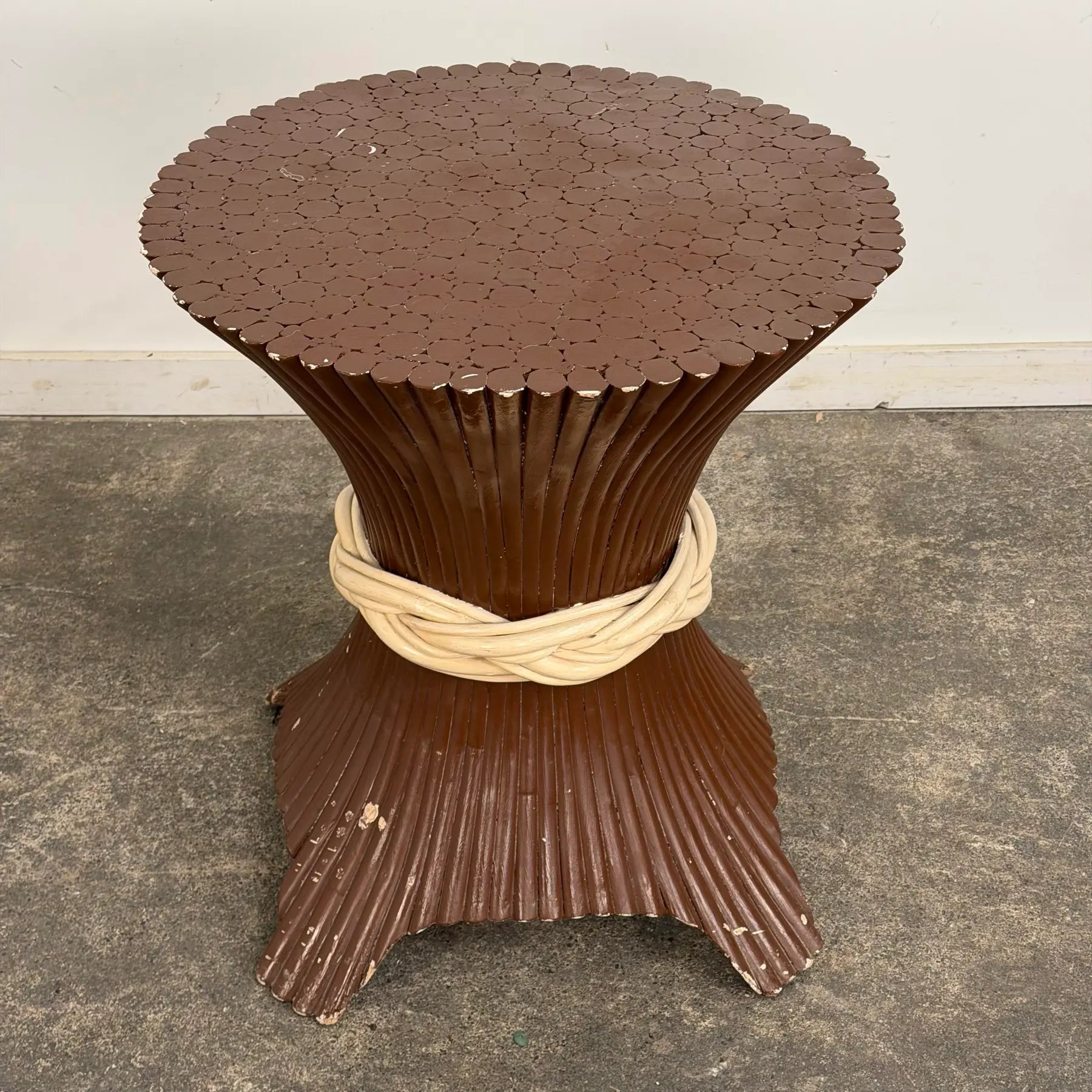 Modern Regency Sheaf of Wheat Pedestal Table