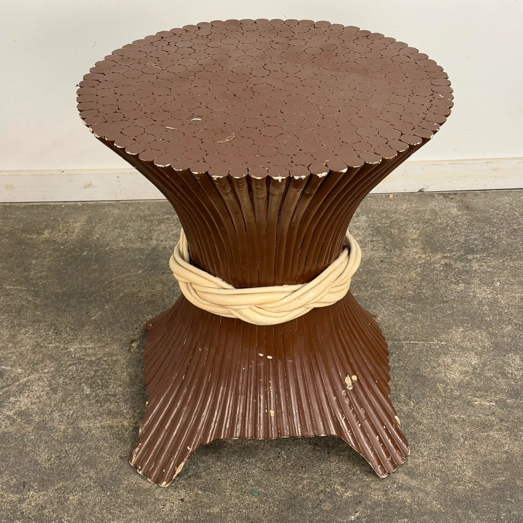 Modern Regency Sheaf of Wheat Pedestal Table