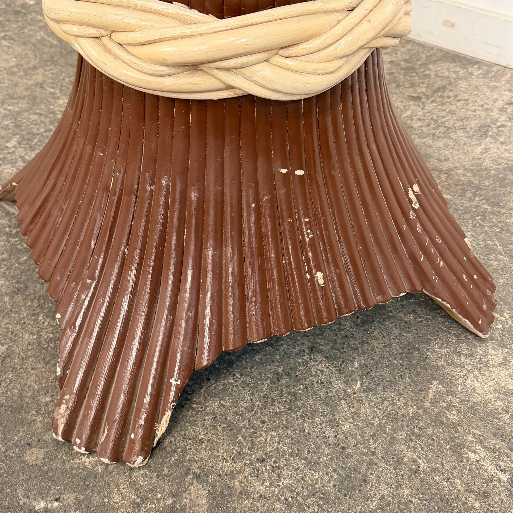 Modern Regency Sheaf of Wheat Pedestal Table