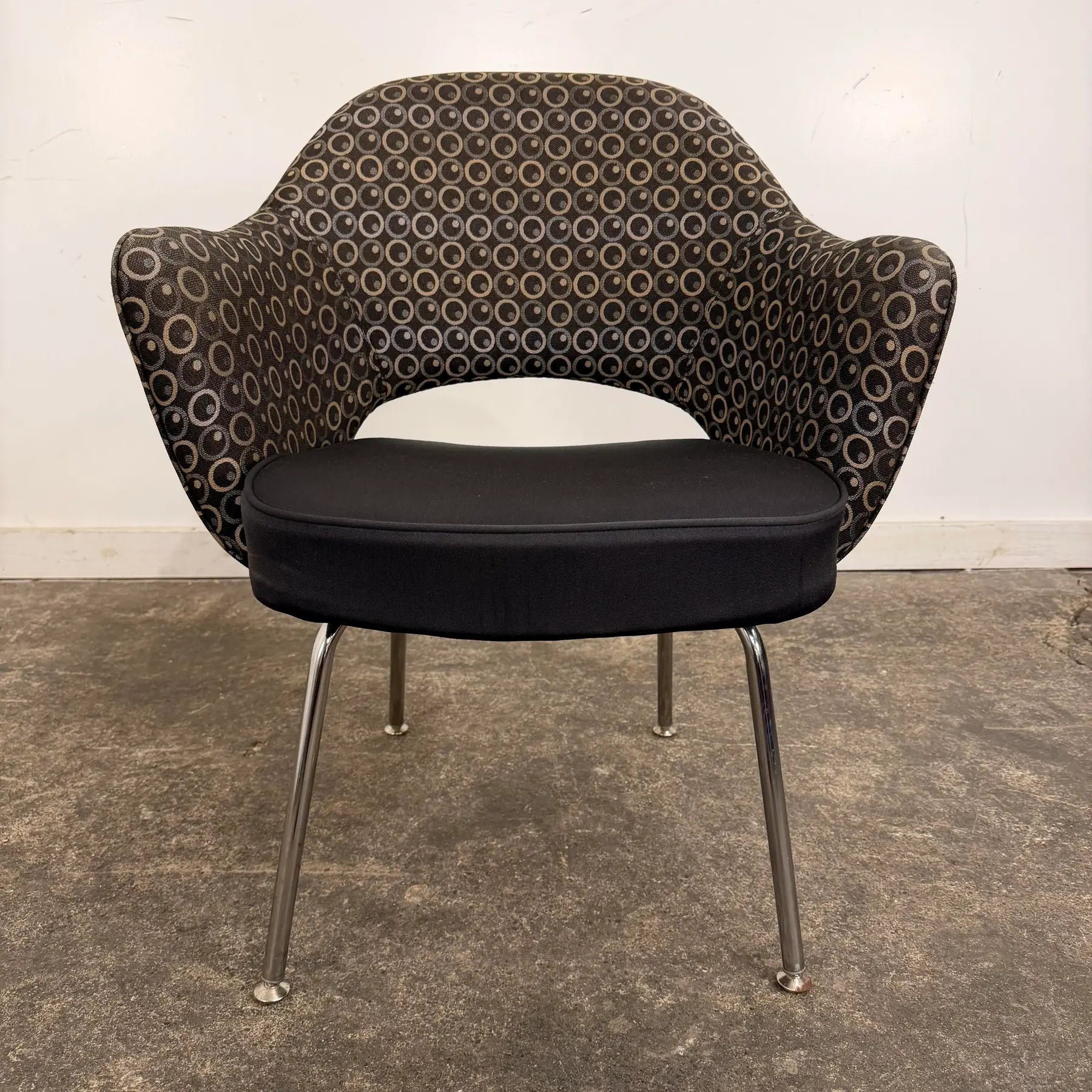 Pair of Eero Saarinen for Knoll Executive Armchairs