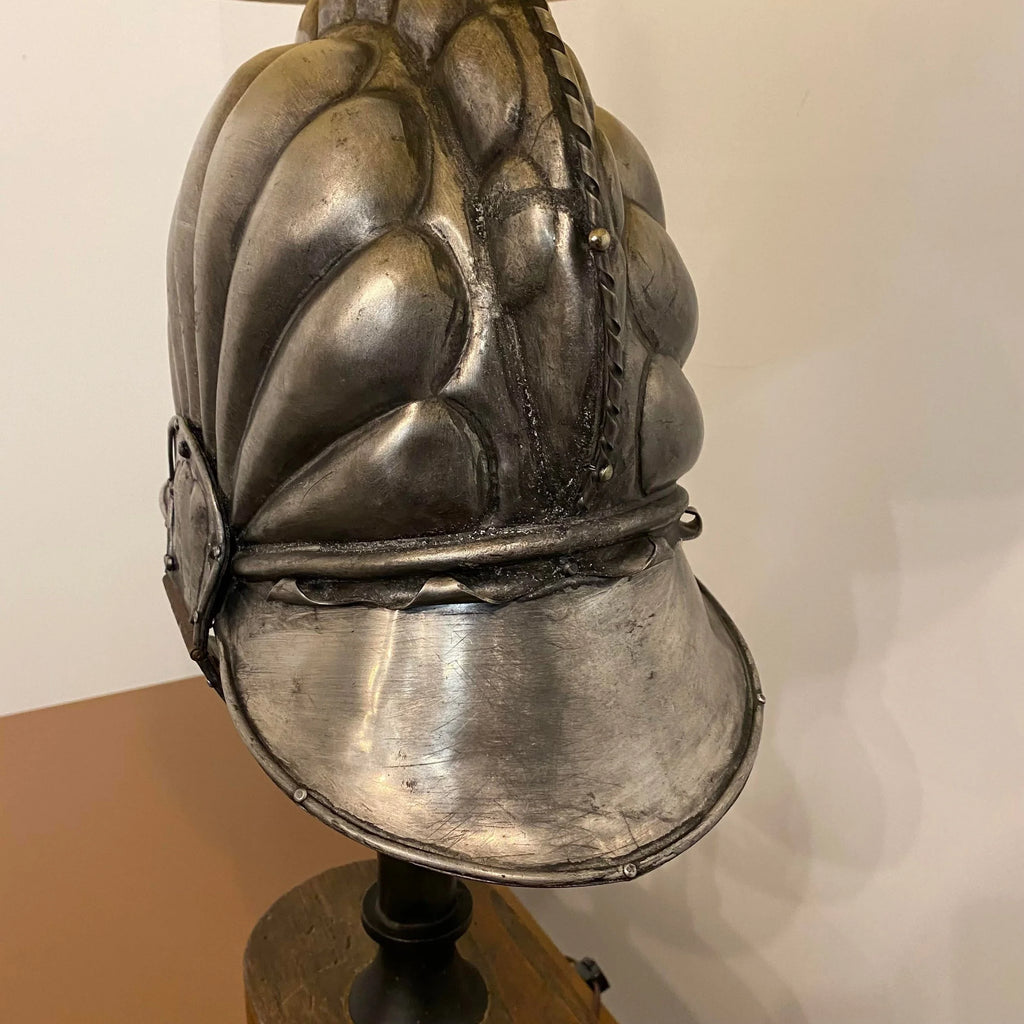 Roman Style Battle Helmut Table Lamp