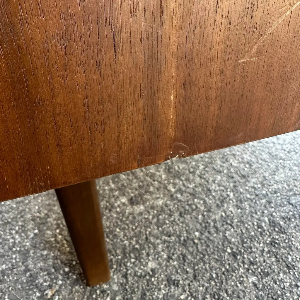 Royal American by Stanley for Distinctive Furniture Chest of Drawers