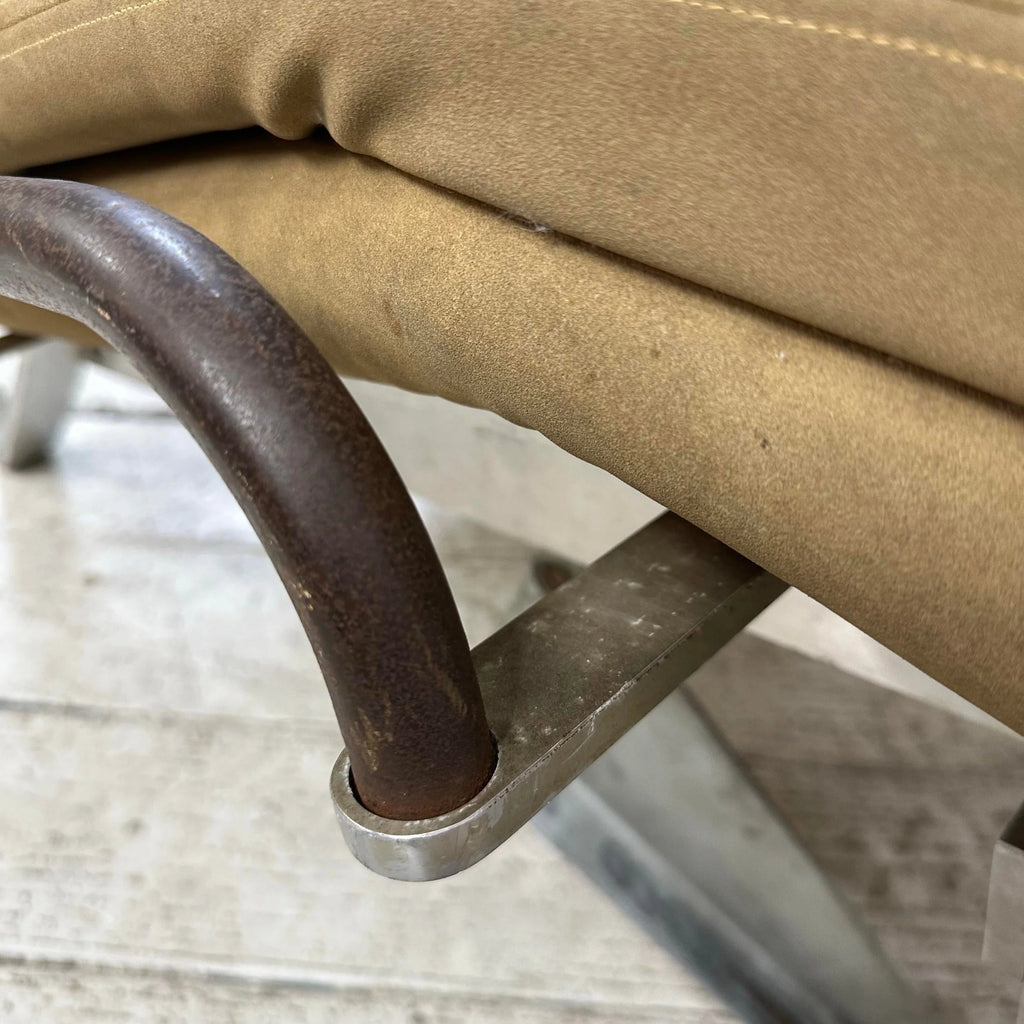 Sam Larsson "Fenix" Chaise Longue, Dux, Sweden 1960's.