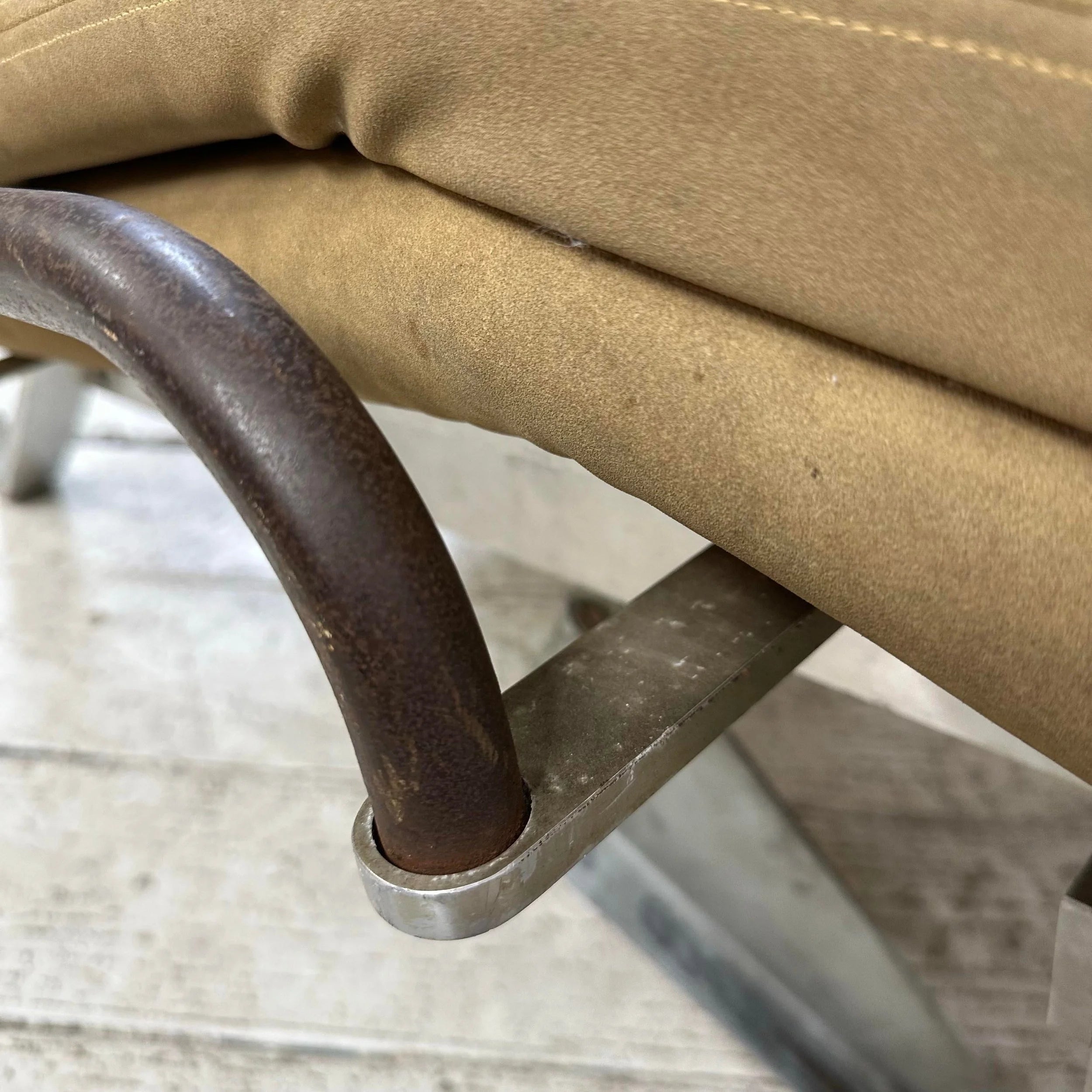 Sam Larsson "Fenix" Chaise Longue, Dux, Sweden 1960's.