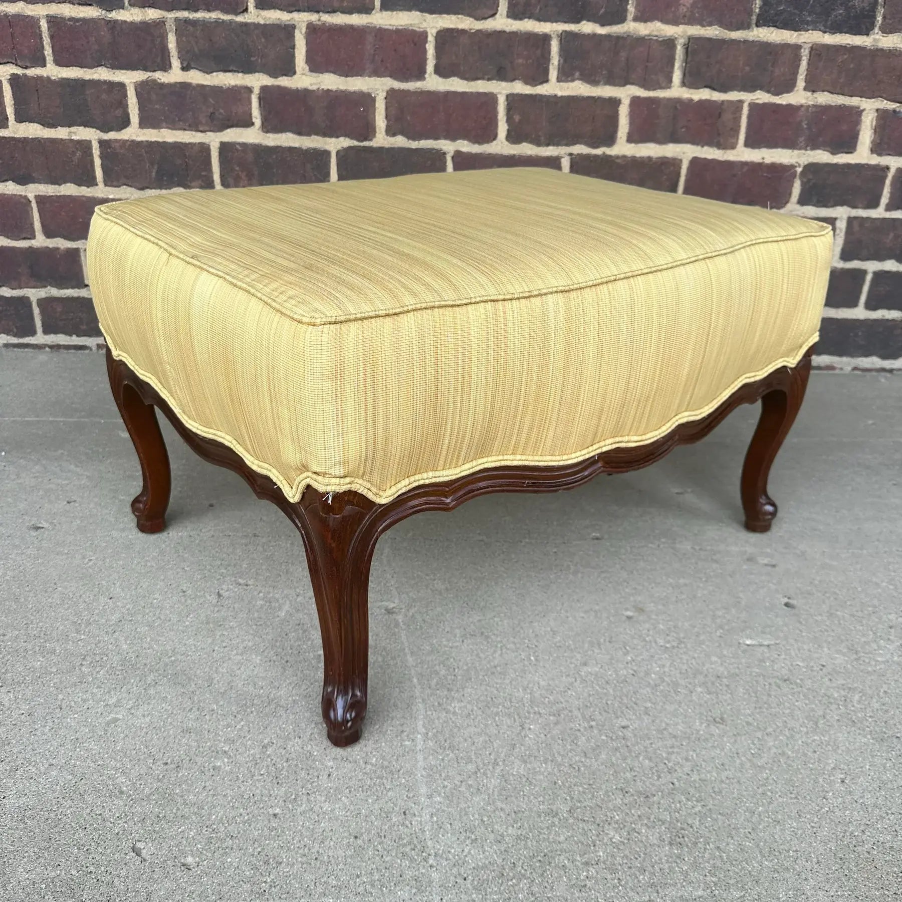 Set of 3 Ottomans for Chair Large Tomasville