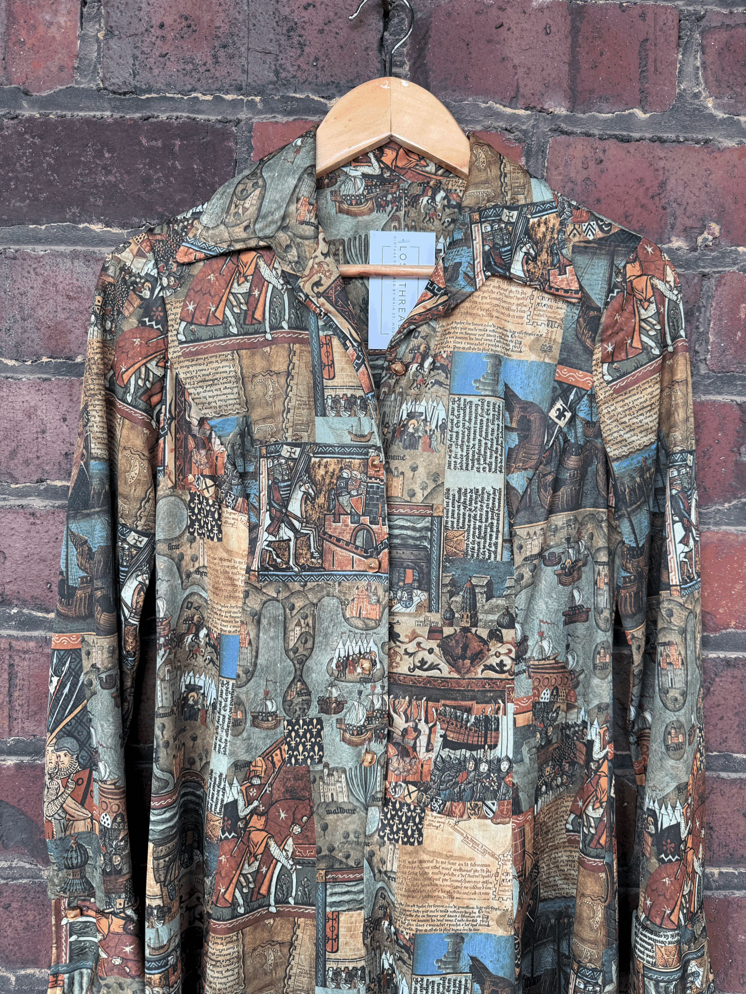 Vintage 1970s Green Medieval Printed Shirt Dress  Size Medium