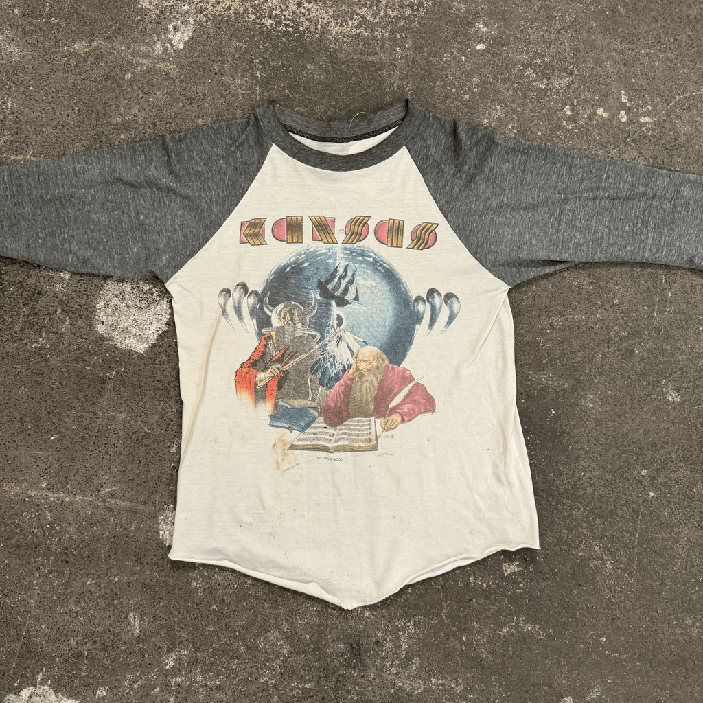 Kansas Raglan Tee Size M