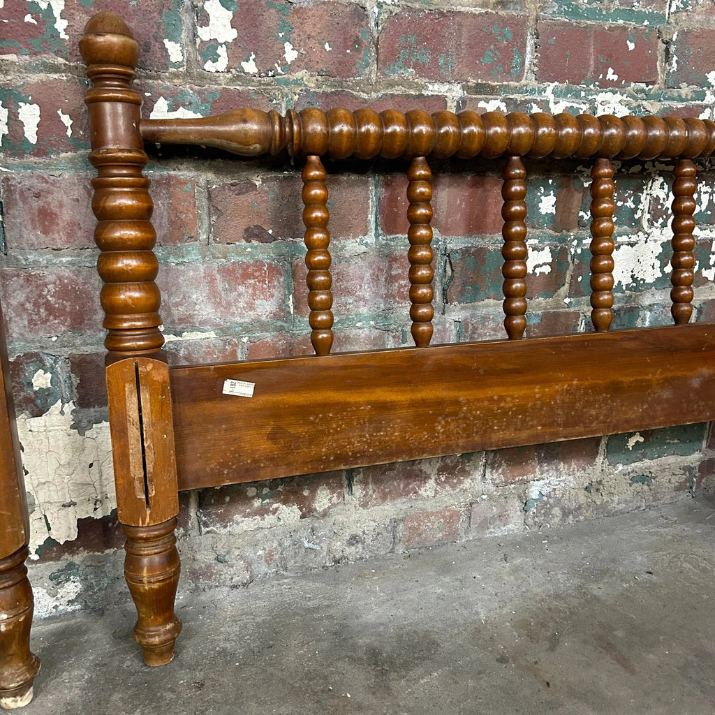 Twin Size Jenny Lind Spool Bed Set