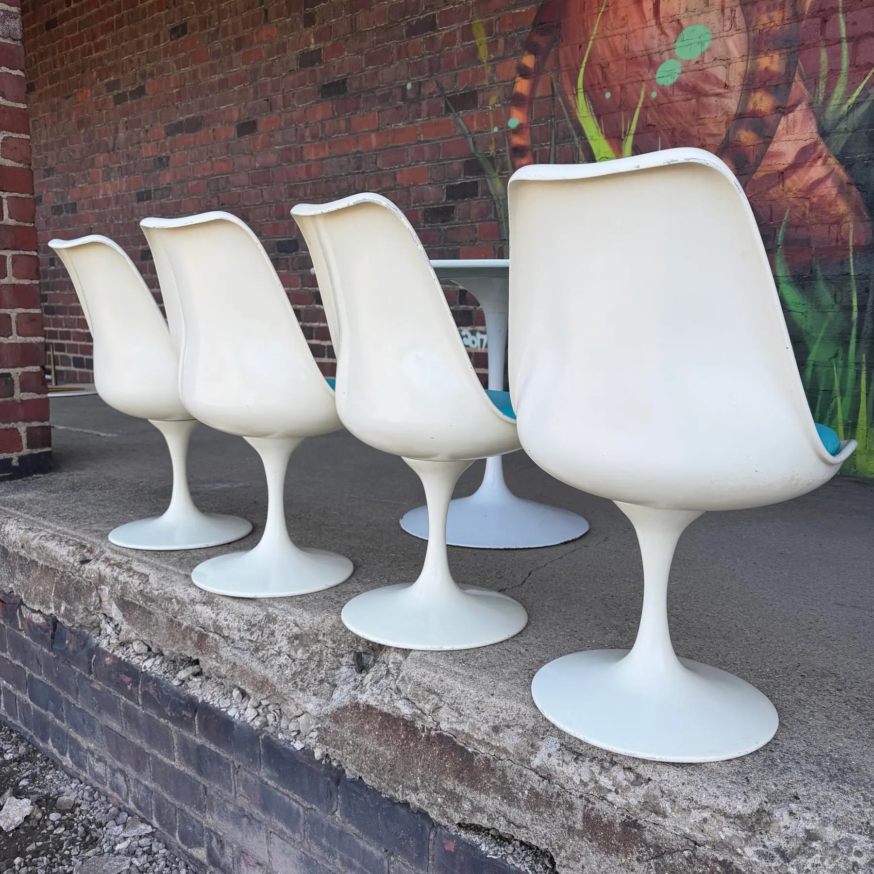 Vintage Eero Saarinen for Knoll, Tulip Chairs and a Tulip Table