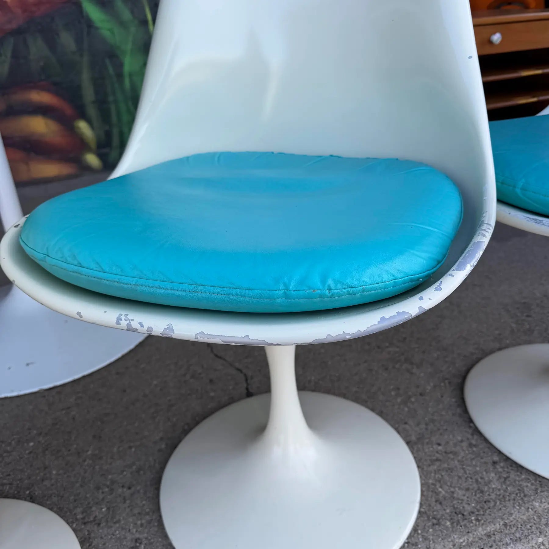 Vintage Eero Saarinen for Knoll, Tulip Chairs and a Tulip Table